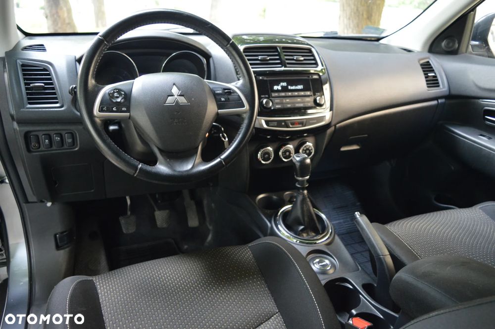 Mitsubishi ASX 1.8 DID Instyle 4WD AS&G - 22