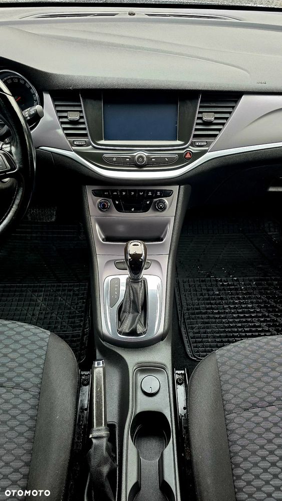 Opel Astra 1.4 Turbo Start/Stop Automatik ON - 19