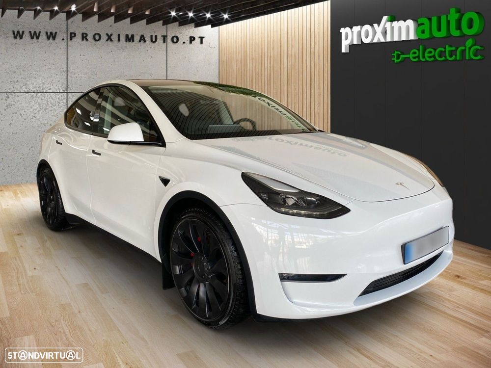 Tesla Model Y Performance Tração Integral - 13