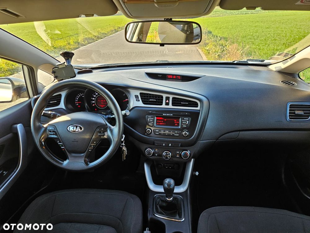 Kia Ceed - 7