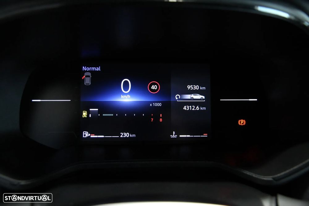 Renault Clio 1.0 TCe Evolution Bi-Fuel - 22