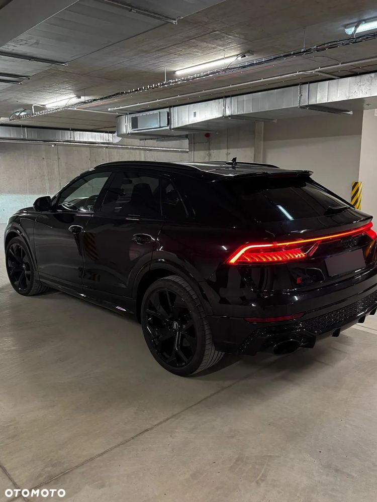 Audi RS Q8 - 5