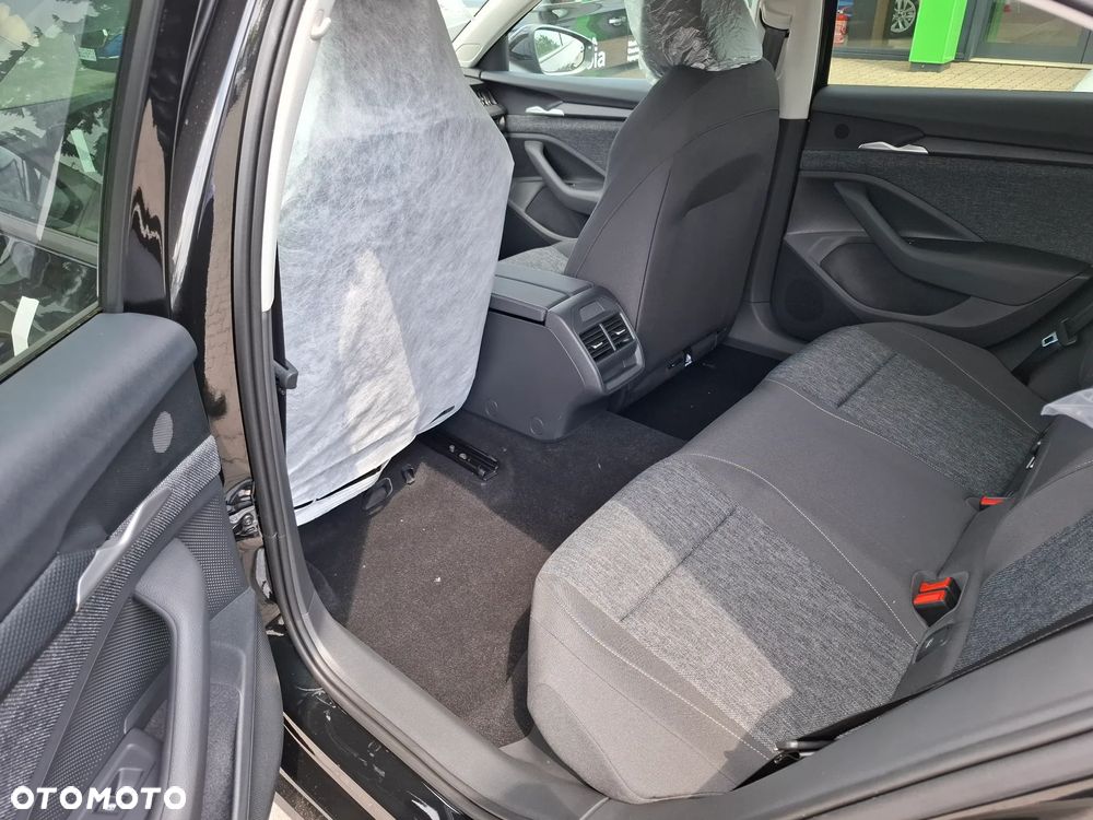 Skoda Superb 1.5 TSI mHEV Essence DSG - 14