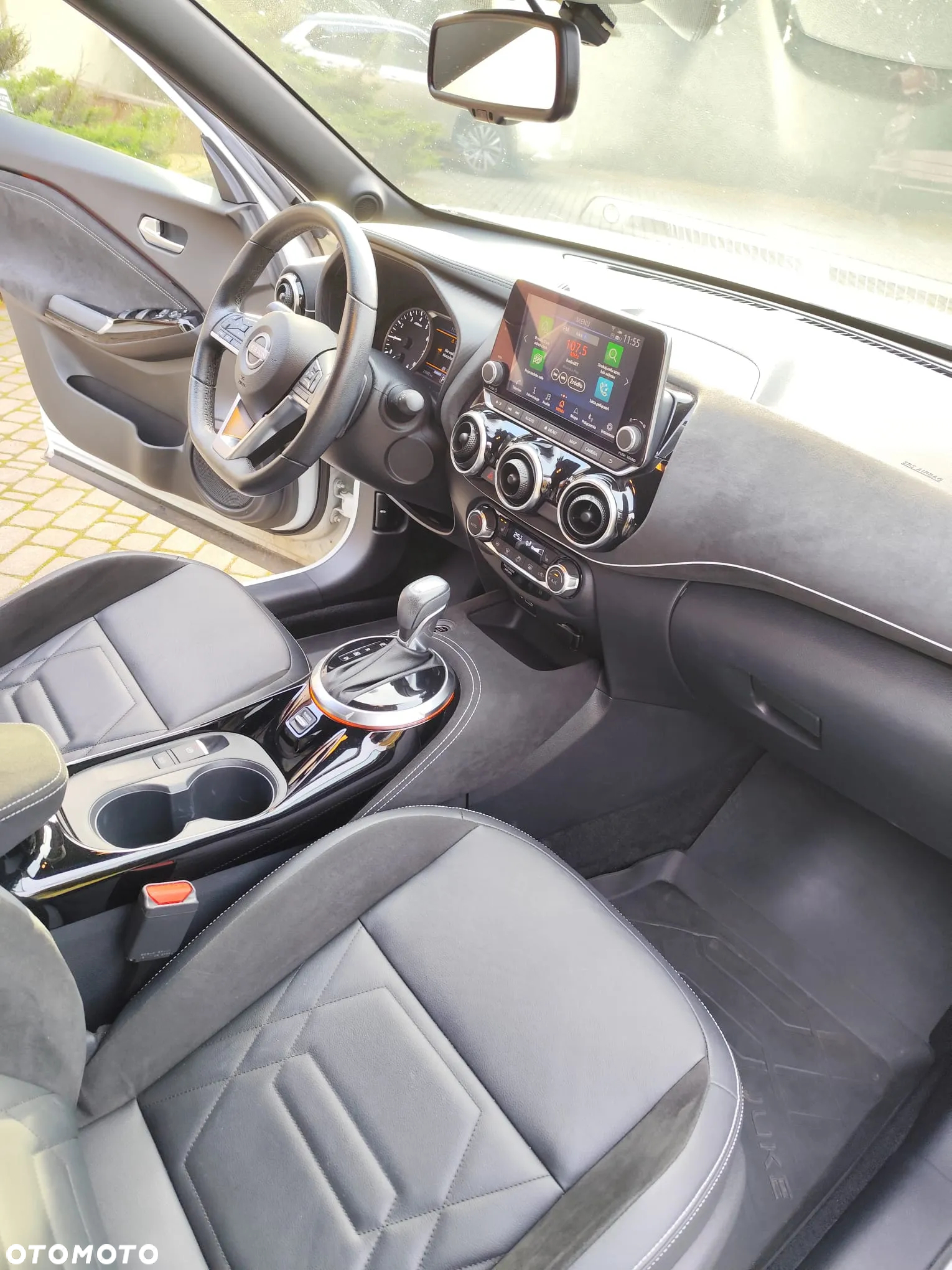 Nissan Juke 1.0 DIG-T N-Design DCT - 19
