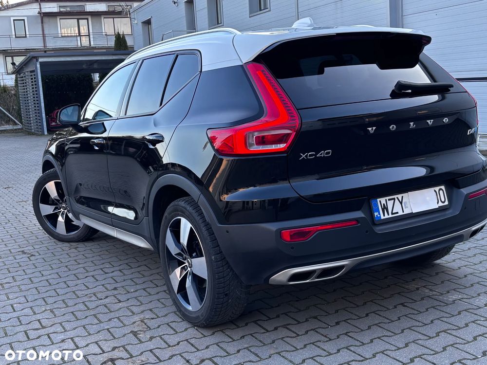 Volvo XC 40 D4 AWD Momentum (Intro Edition) - 12
