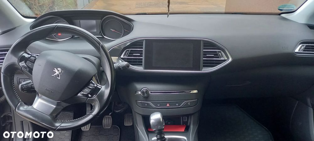 Peugeot 308 THP 155 Allure - 7