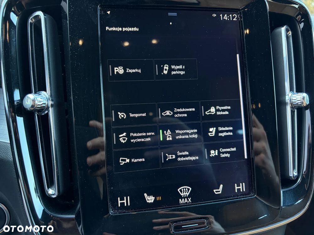 Volvo XC 40 D4 AWD Geartronic Momentum - 28