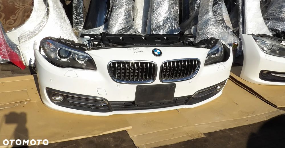 BMW - F10 - KOLOR A300 - LIFT - LUXURY - PAS PRZEDNI - ZDERZAK PRZEDNI - LAMPY - MASKA - BŁOTNIKI - CHŁODNICE - KOMPLET - IDEALNY - 3