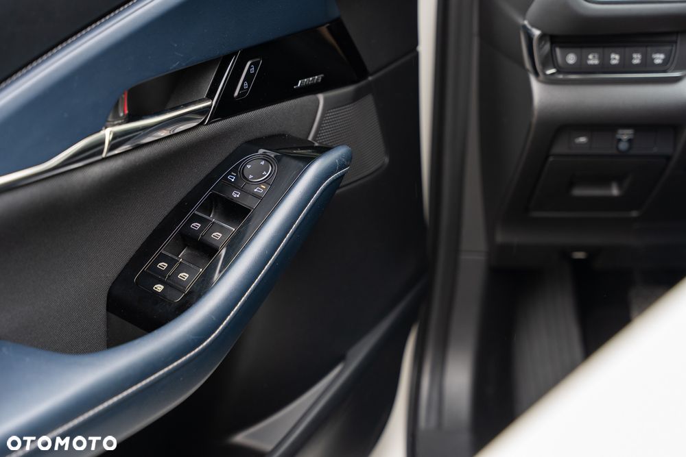 Mazda CX-30 2.0 mHEV Hikari 2WD - 13