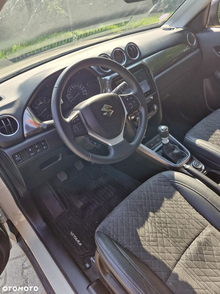 Suzuki Vitara 1.4 Boosterjet mHEV Elegance Sun 4WD - 6