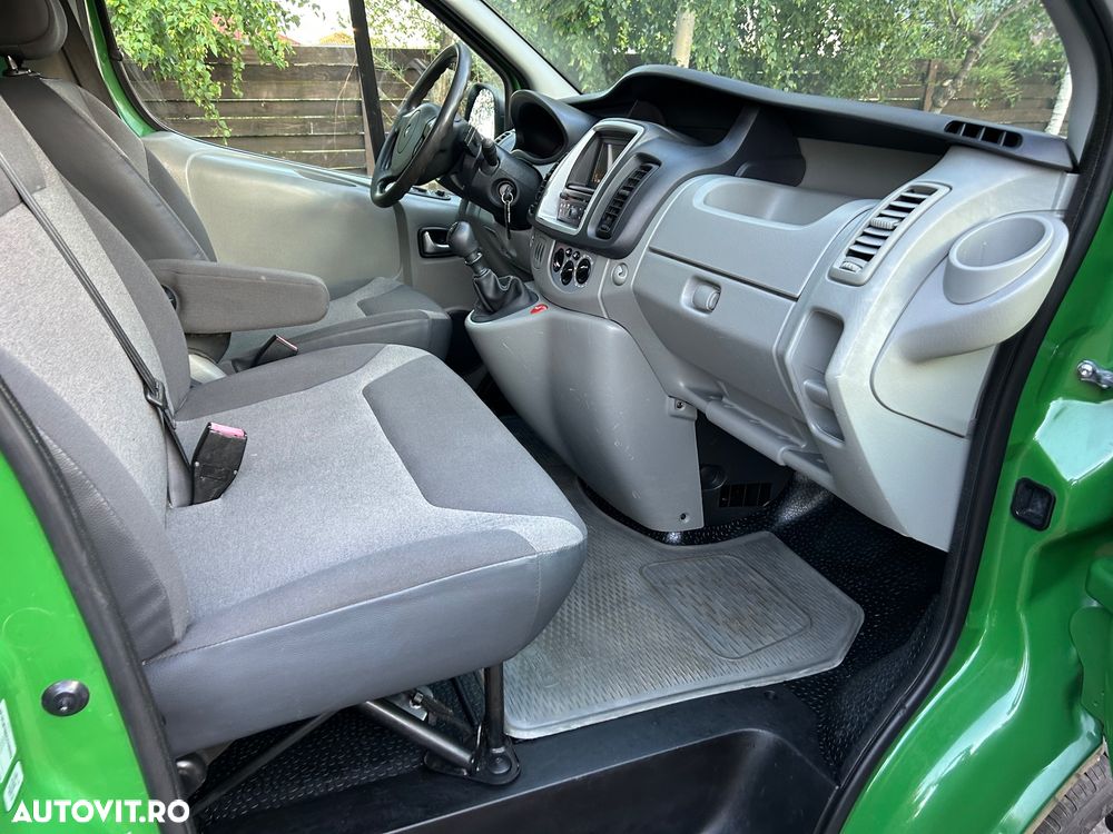 Renault Trafic - 18