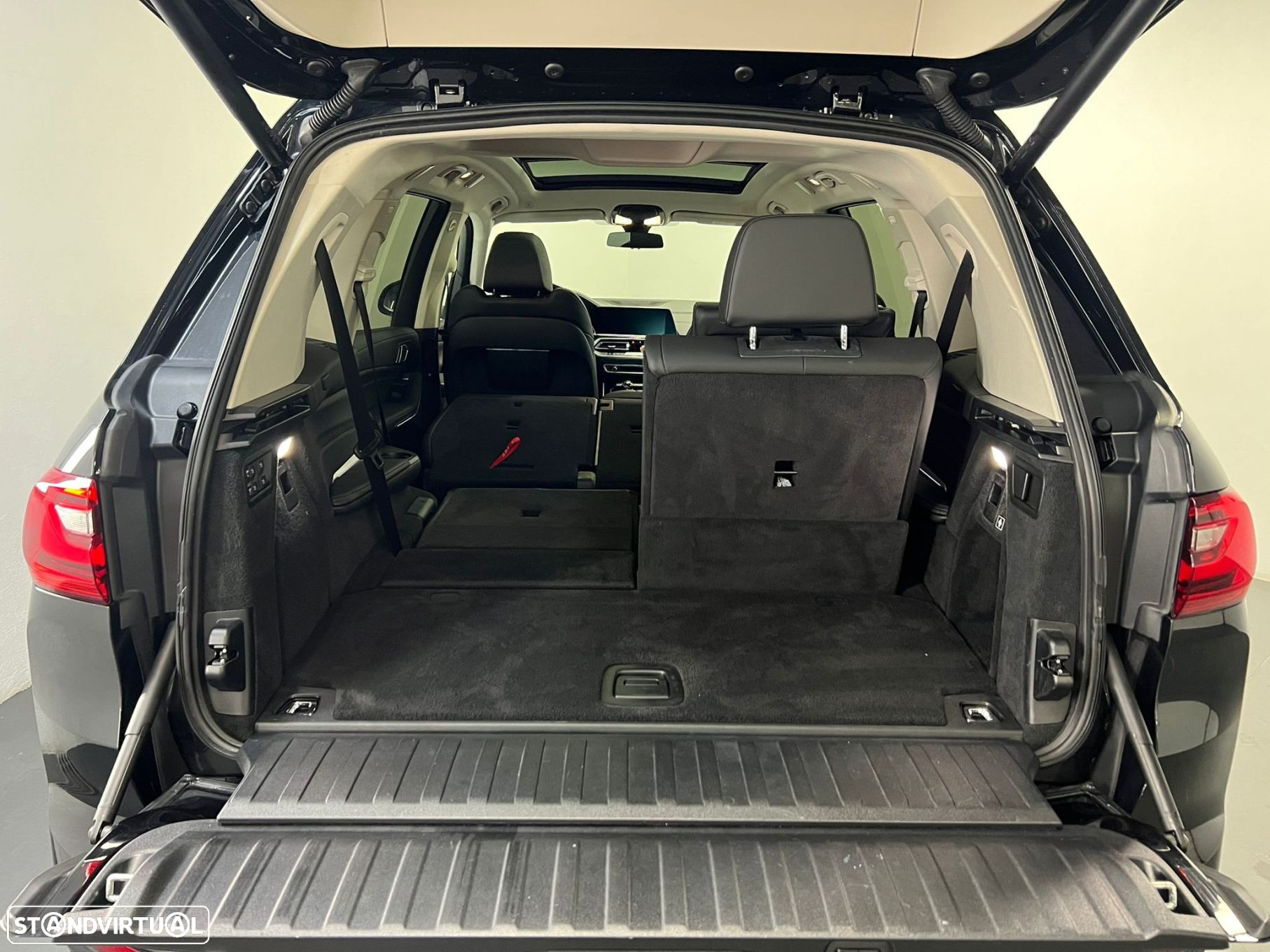 BMW X7 40 i xDrive - 28