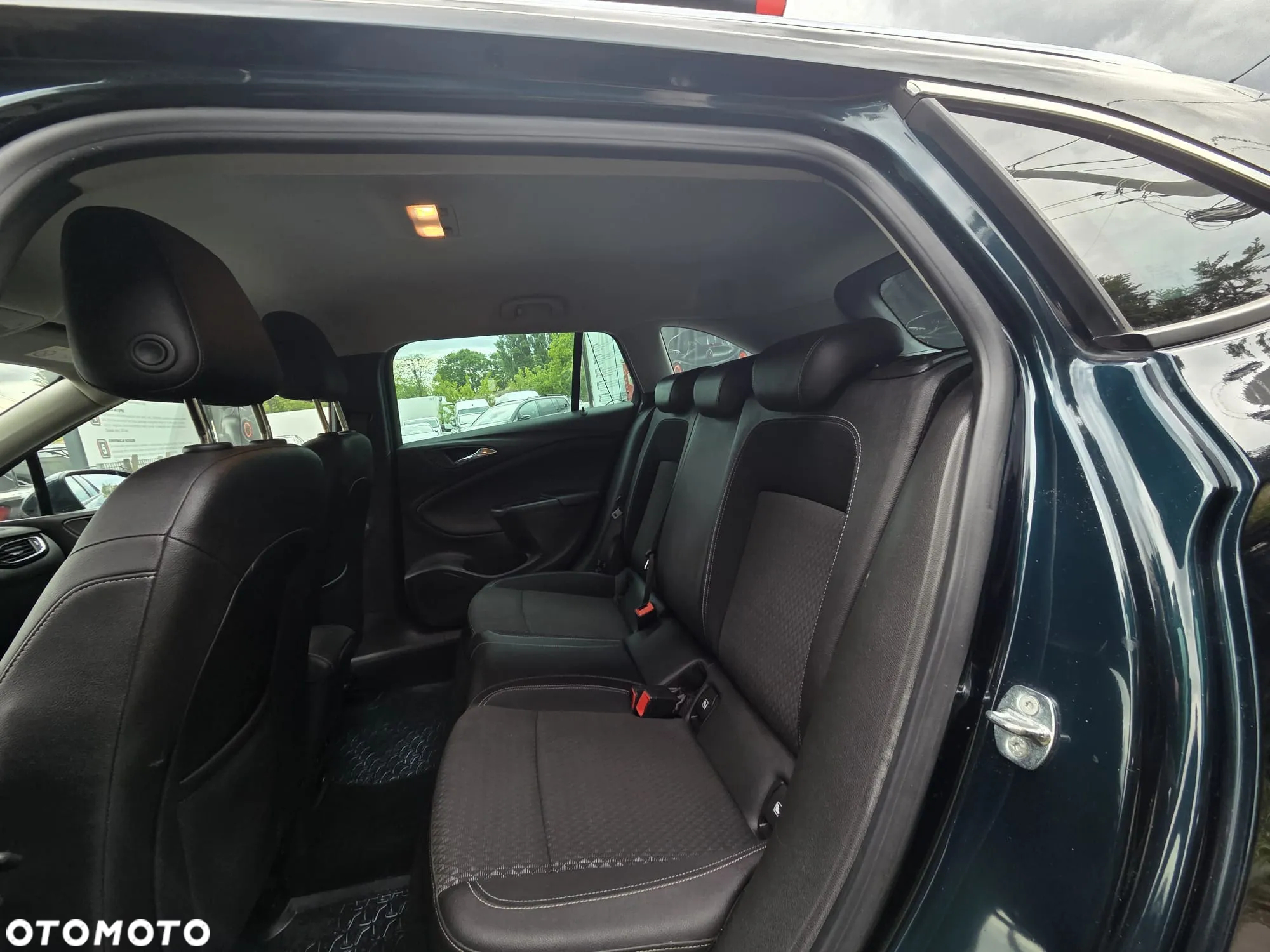 Opel Astra 1.6 BiTrb D (CDTI) Start/Stop Sports Tourer Dynamic - 31