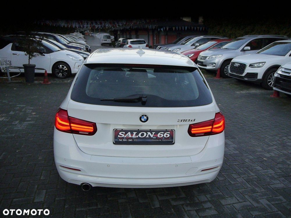 BMW Seria 3 318d Luxury Line - 10