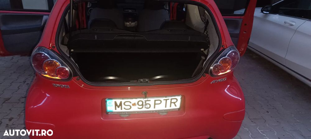 Toyota Aygo 1.0 Terra - 6