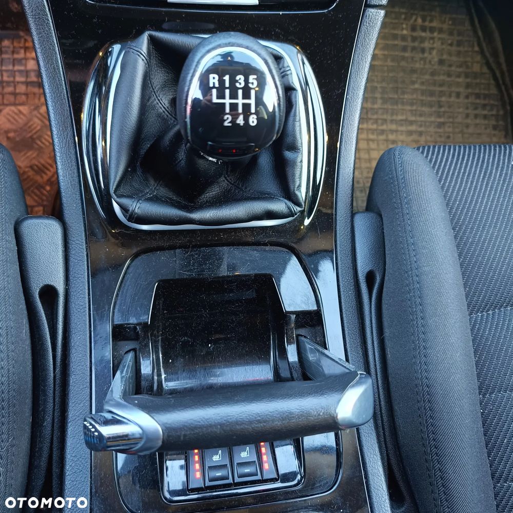 Ford S-Max - 8