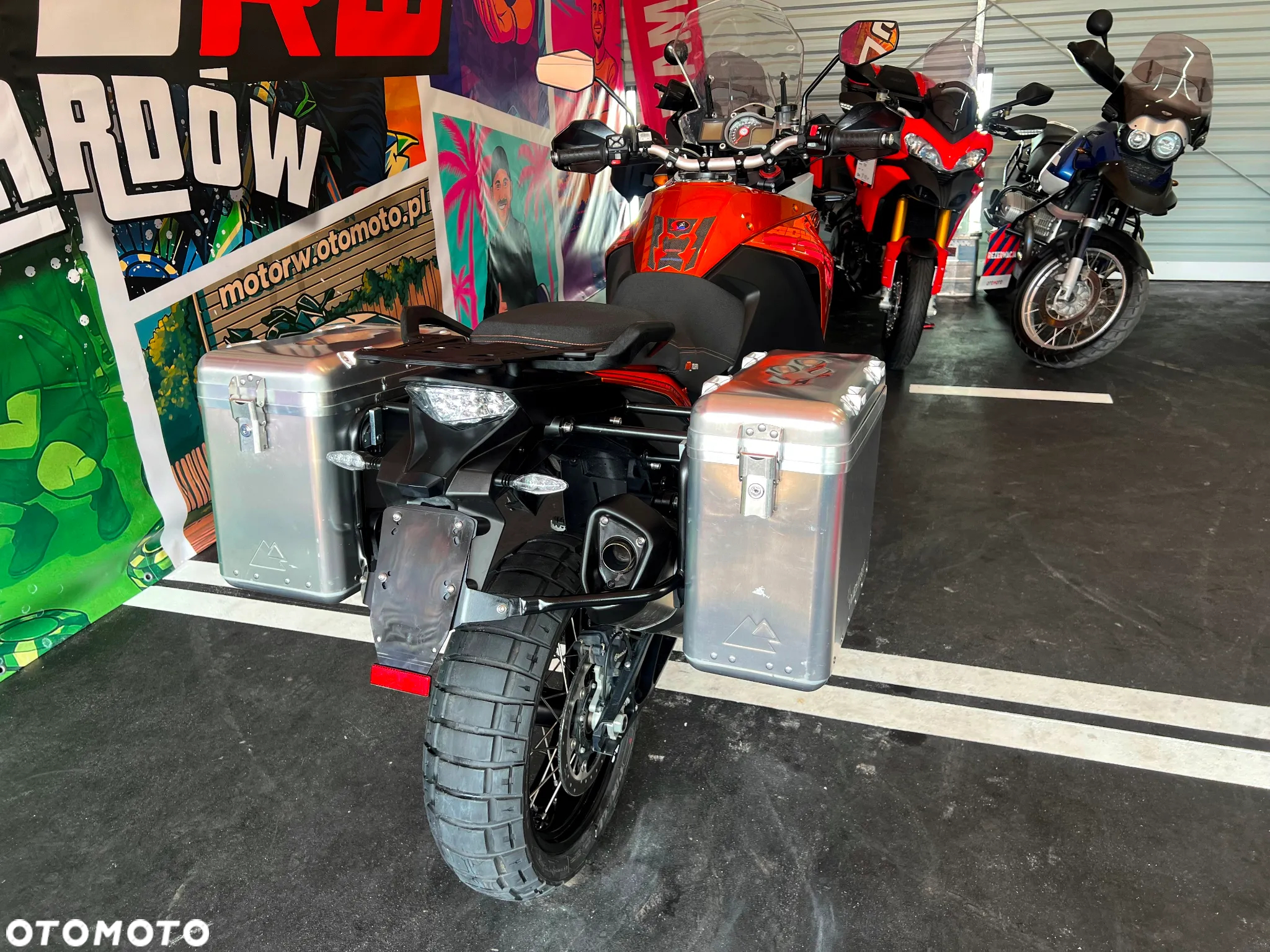 KTM Adventure - 12