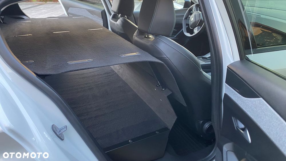 Peugeot 308 SW BlueHDi 130 EAT8 Stop & Start Allure Business-Paket - 15