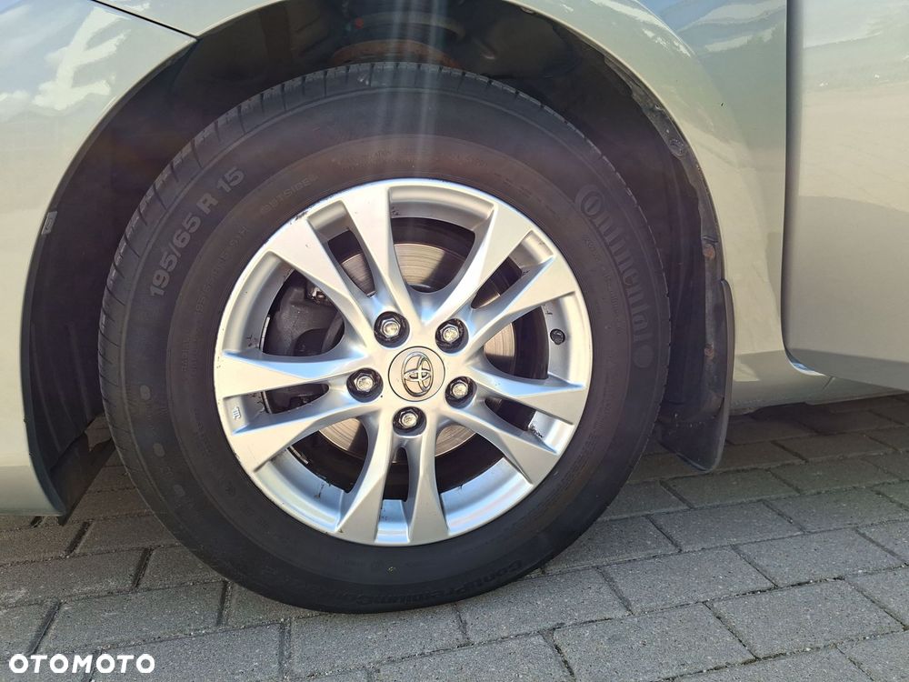Toyota Auris 1.33 VVT-i Active - 18