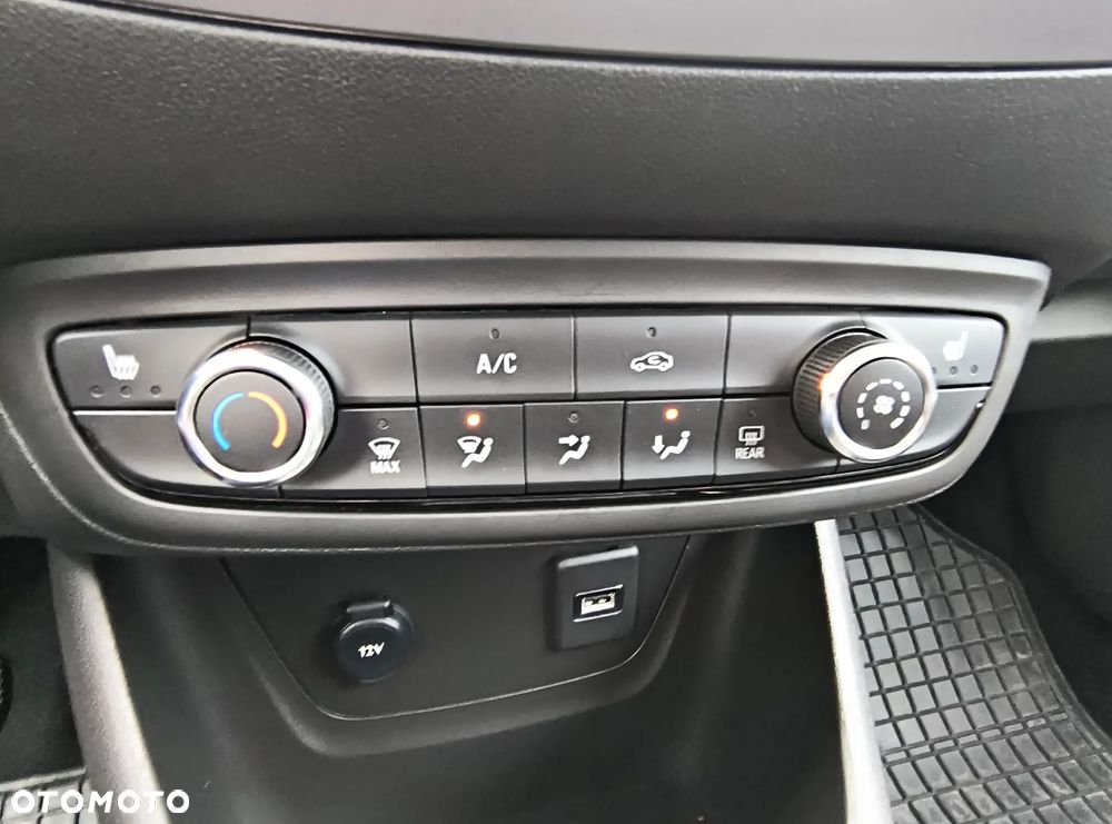 Opel Crossland - 18