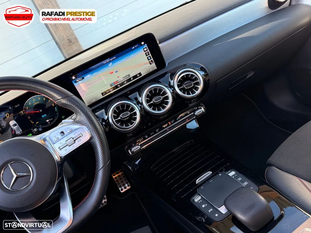 Mercedes-Benz A 250 e 8G-DCT AMG Line - 32