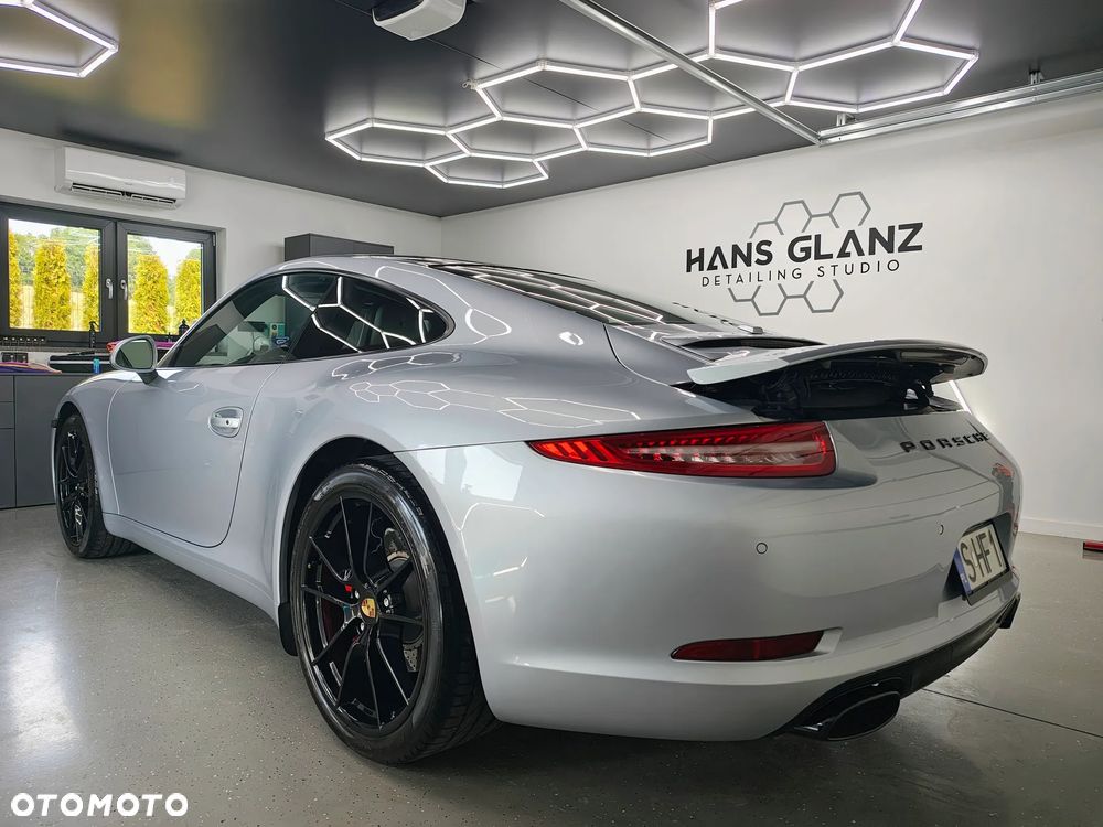 Porsche 911 Carrera PDK - 3