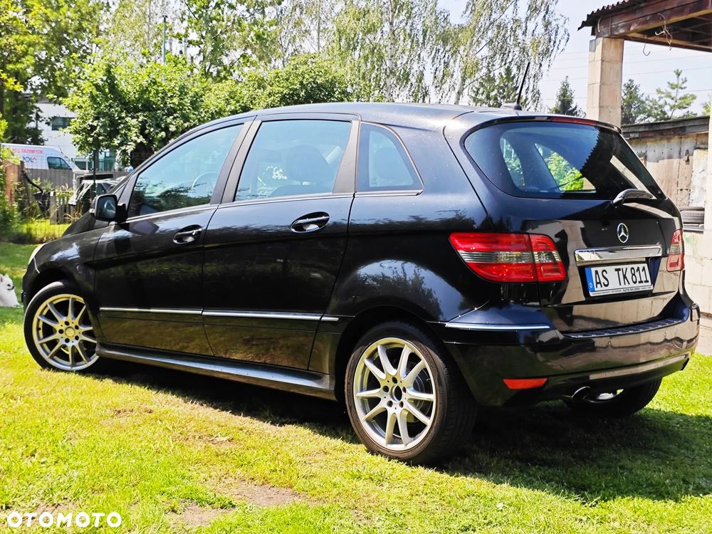 Mercedes-Benz Klasa B 200 CDI - 13