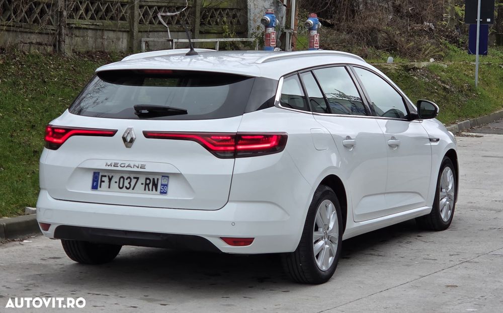 Renault Megane BLUE dCi 115 BUSINESS EDITION - 12