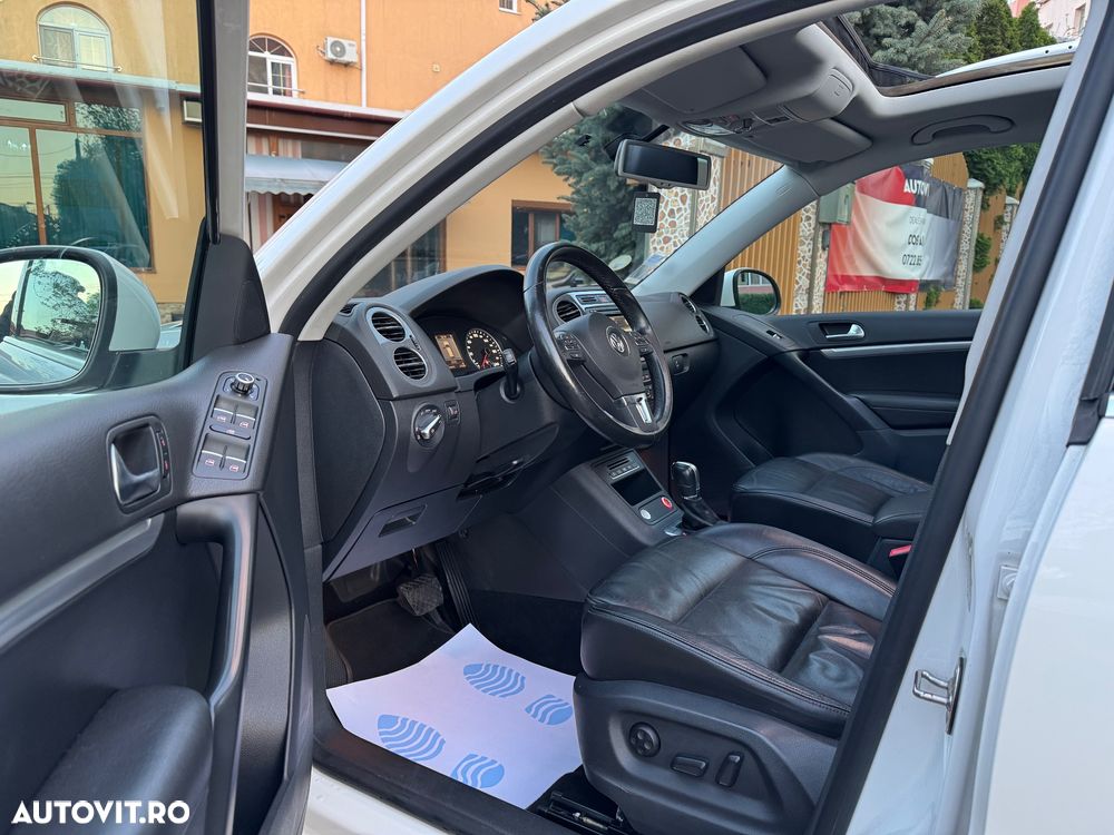 Volkswagen Tiguan 2.0 TDI DPF 4Motion BlueMotion Technology DSG Sport & Style - 9