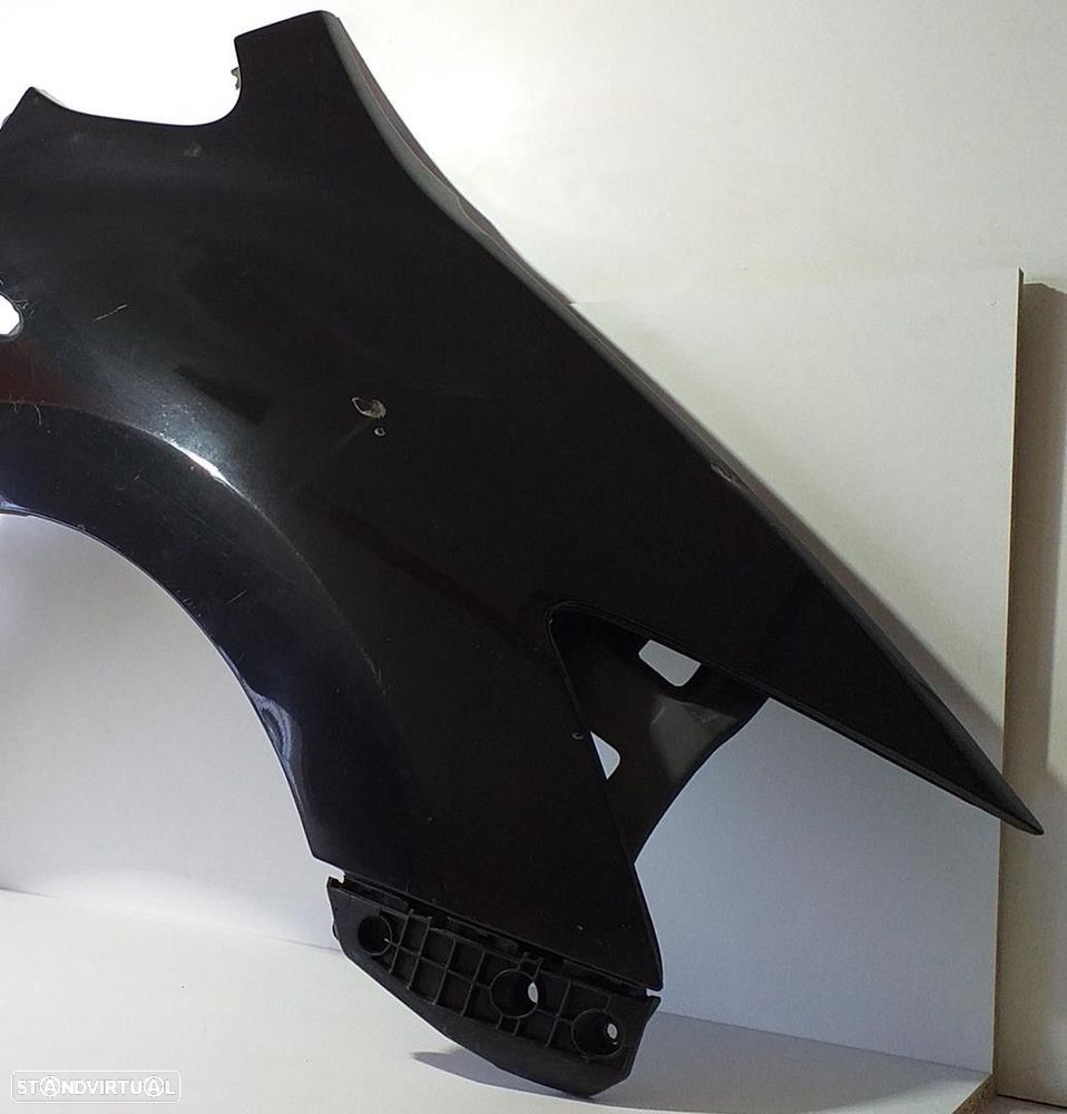 GUARDA-LAMAS FRONTAL DIREITO TOYOTA AURIS 2008 -1NDTV - 4