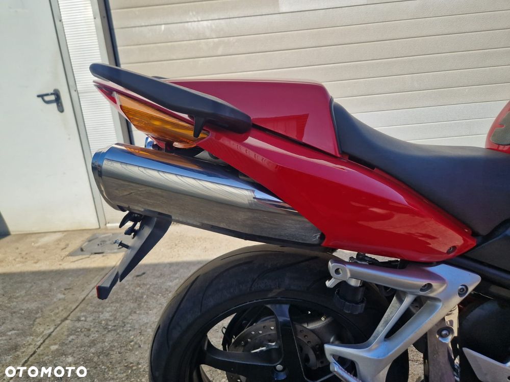 Honda VFR - 11
