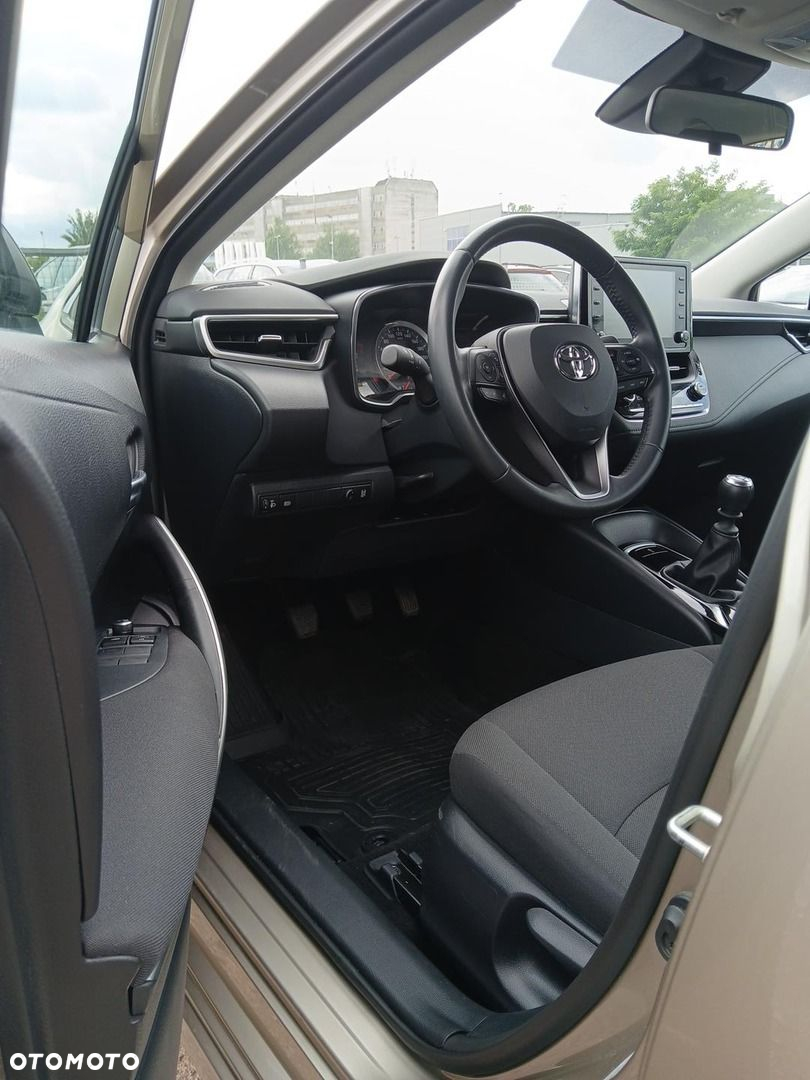 Toyota Corolla - 14
