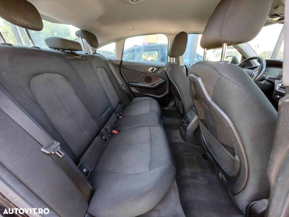 BMW Seria 2 218d Aut. Advantage - 9