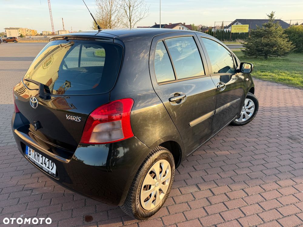 Toyota Yaris 1.3 VVT-i Multi Mode Sol - 17