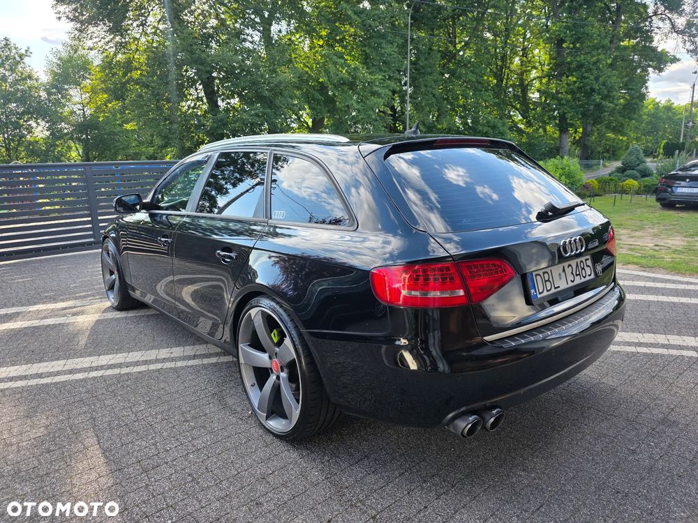 Audi A4 Avant 2.0 TDI - 4