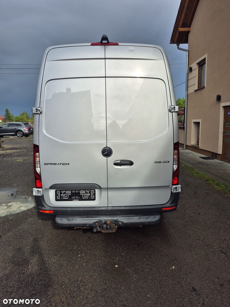 Mercedes-Benz SPRINTER 907 316 CDI - 9