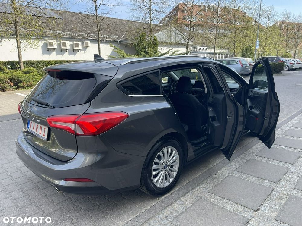 Ford Focus - 16