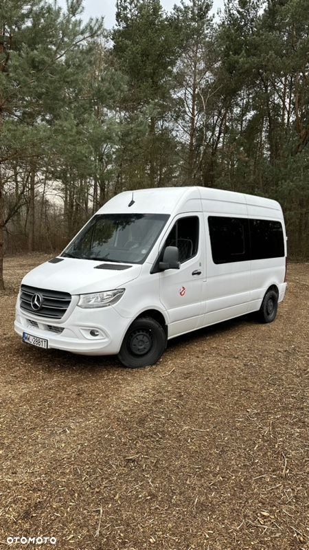 Mercedes-Benz Sprinter 910 - 1
