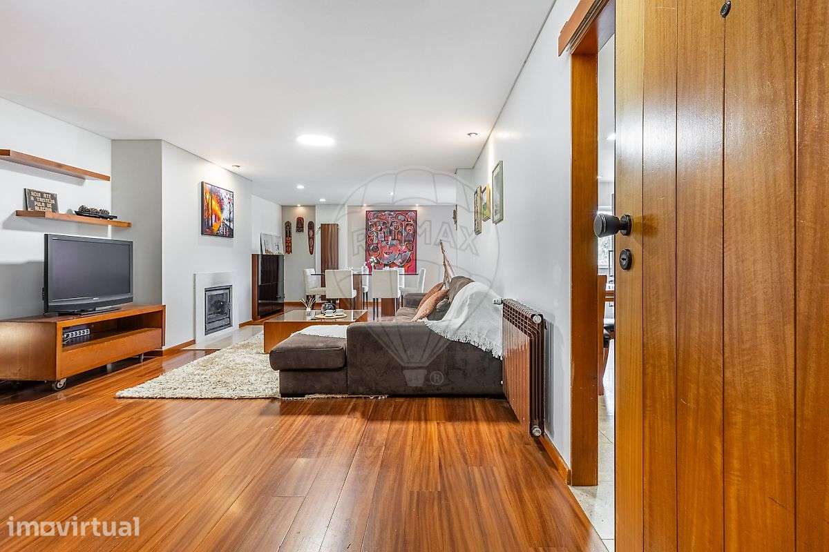 Apartamento T3,  com 3 wc, em Lamaçães, Braga! - Grande imagem: 5/30