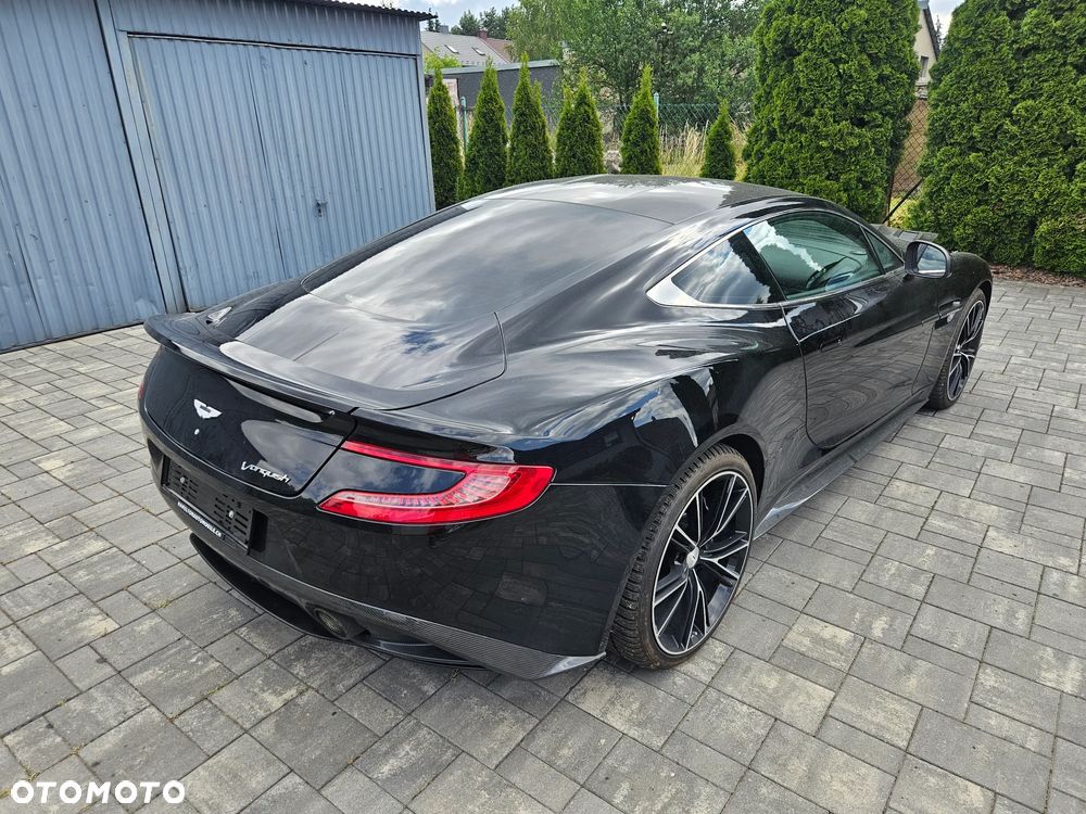 Aston Martin V12 Vanquish ver-45-amg-4matic-7g--dct - 3