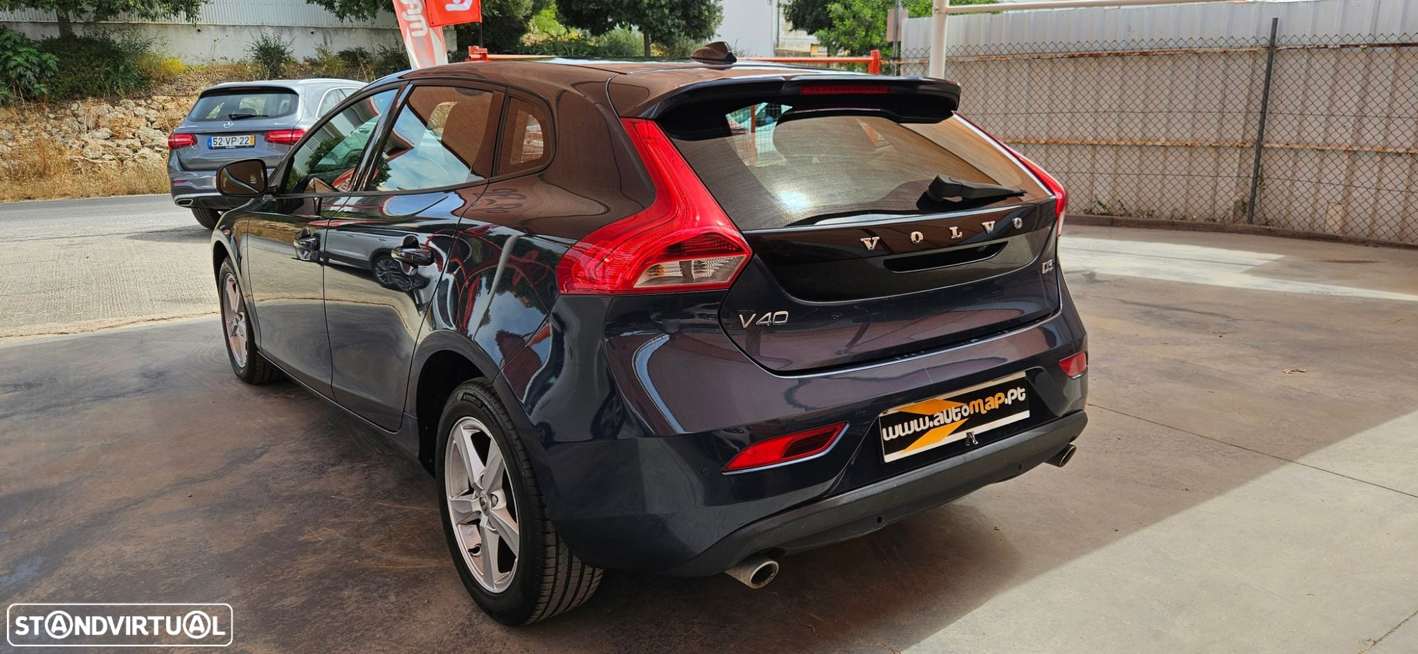 Volvo V40 2.0 D3 Momentum - 10