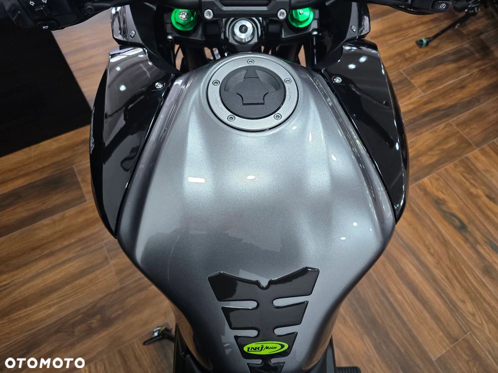 Kawasaki Versys 650 - 20