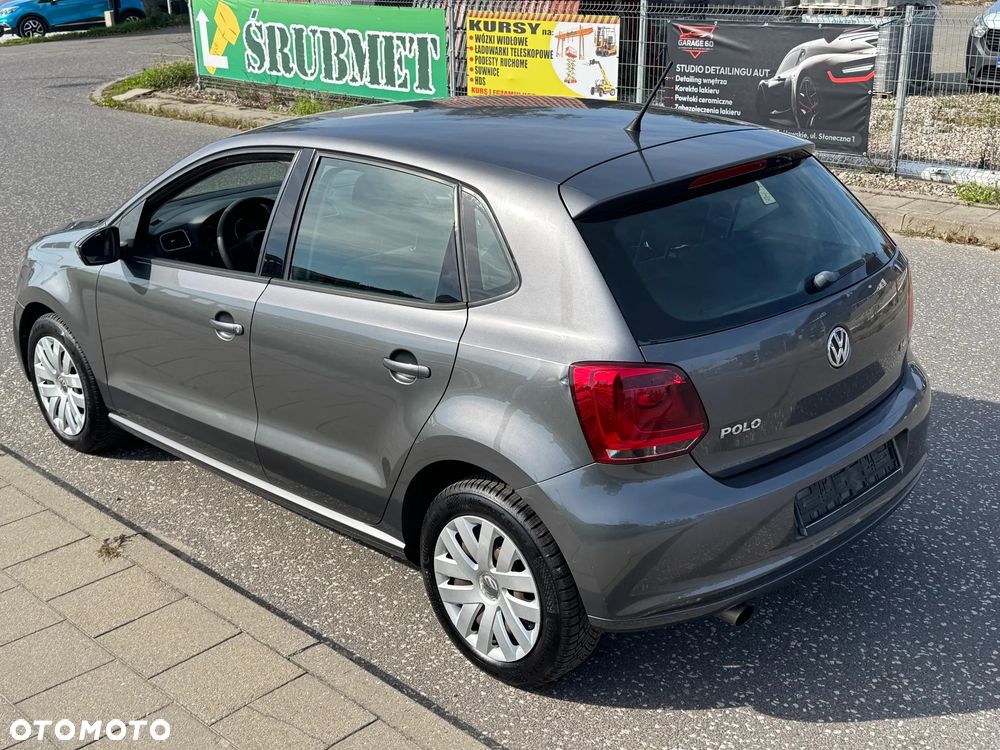 Volkswagen Polo 1.4 MATCH - 18
