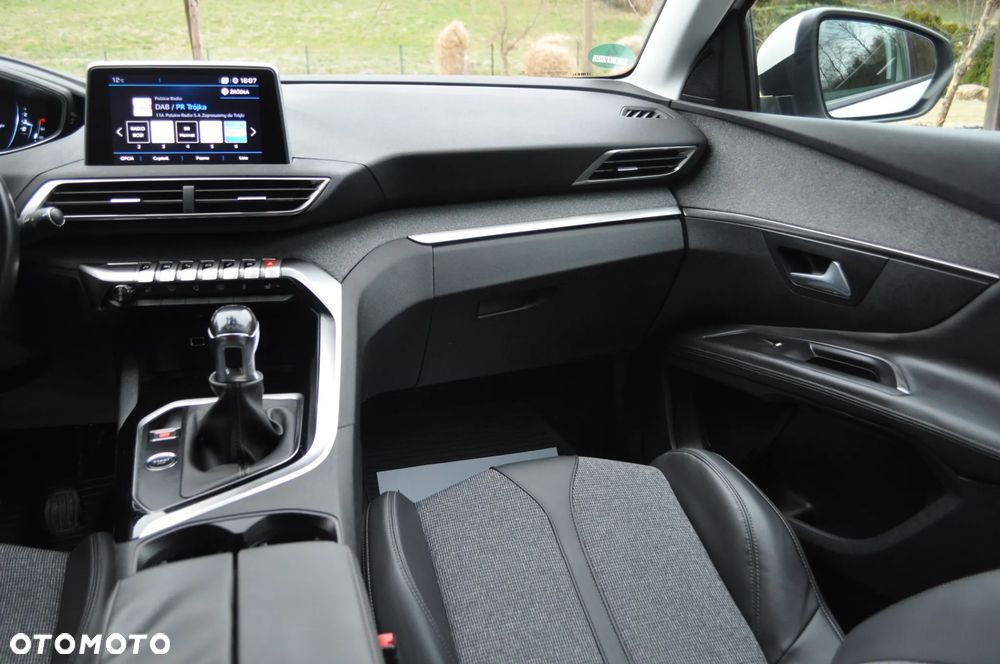 Peugeot 3008 2.0 BlueHDi Allure - 25