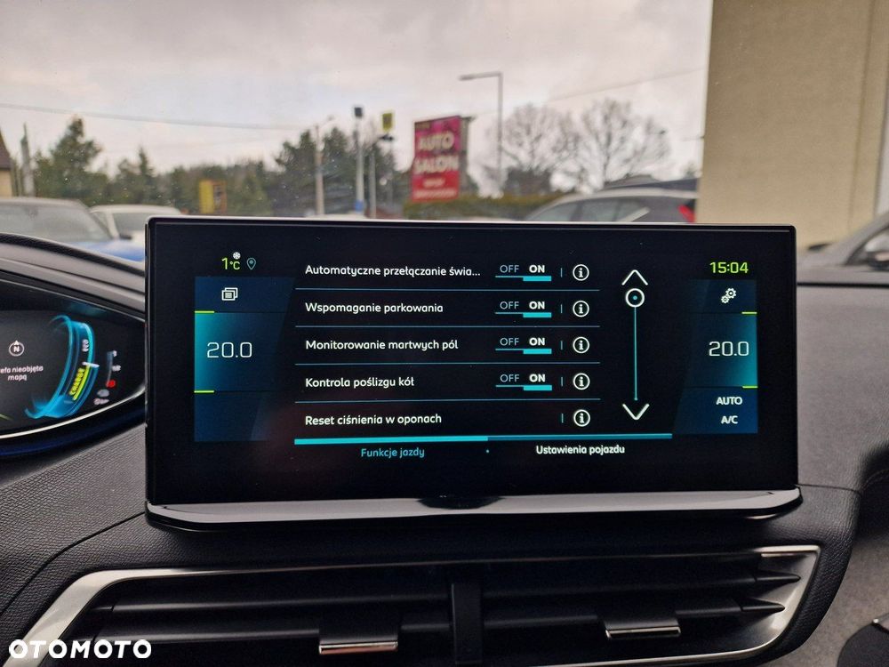 Peugeot 3008 1.6 PureTech HYbrid GT Line S&S EAT8 - 26