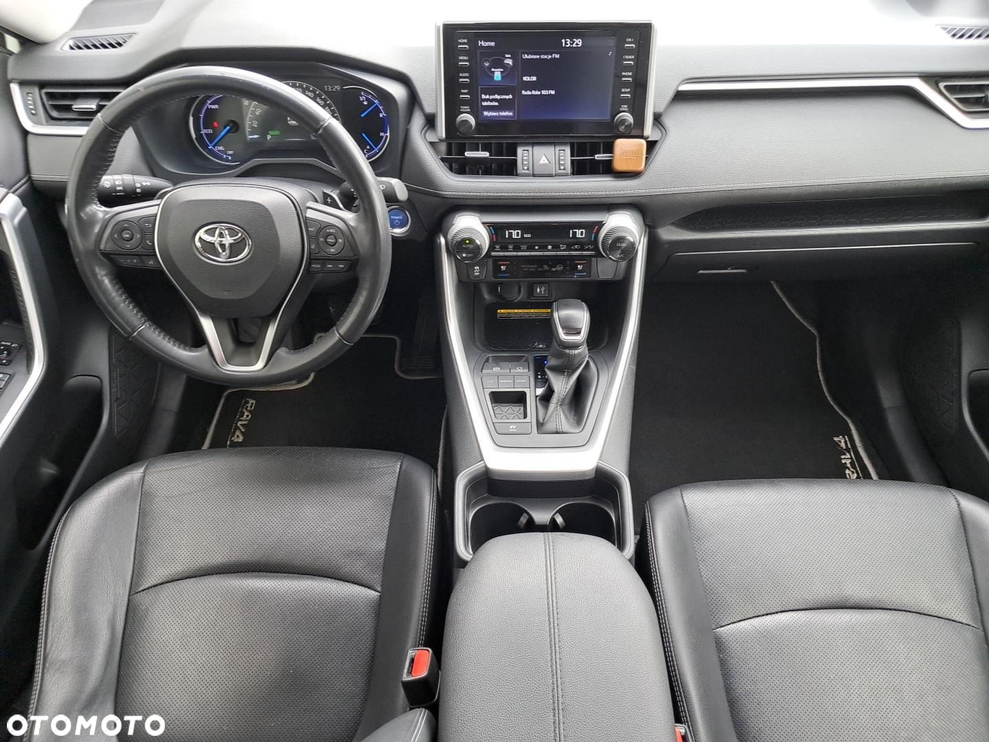 Toyota RAV4 - 13