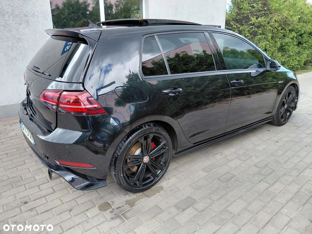 Volkswagen Golf - 4