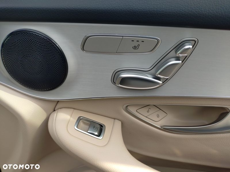 Mercedes-Benz GLC 300 4Matic 9G-TRONIC - 13