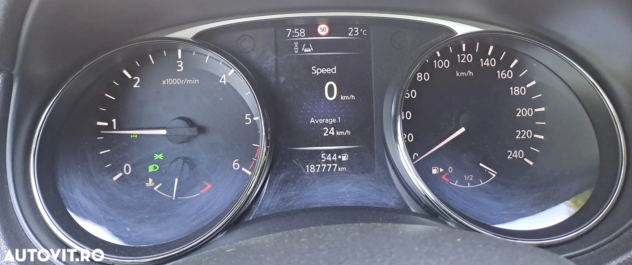 Nissan X-Trail - 6