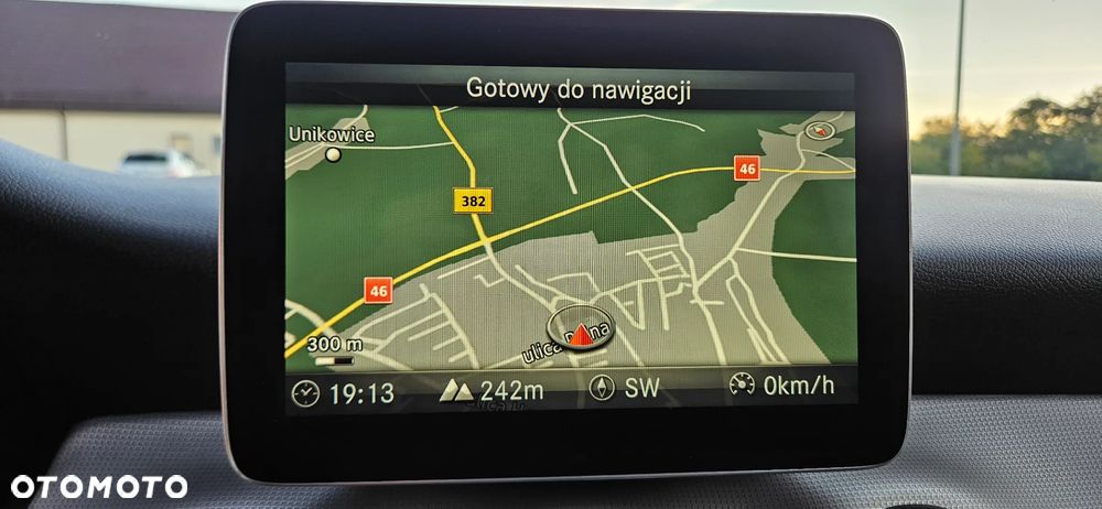 Mercedes-Benz CLA Shooting Brake 180 - 13
